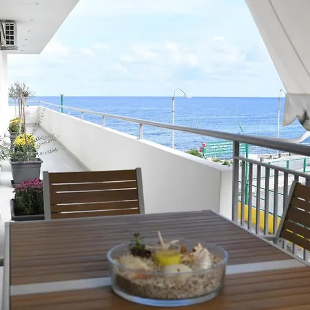 Ammos Apartment *